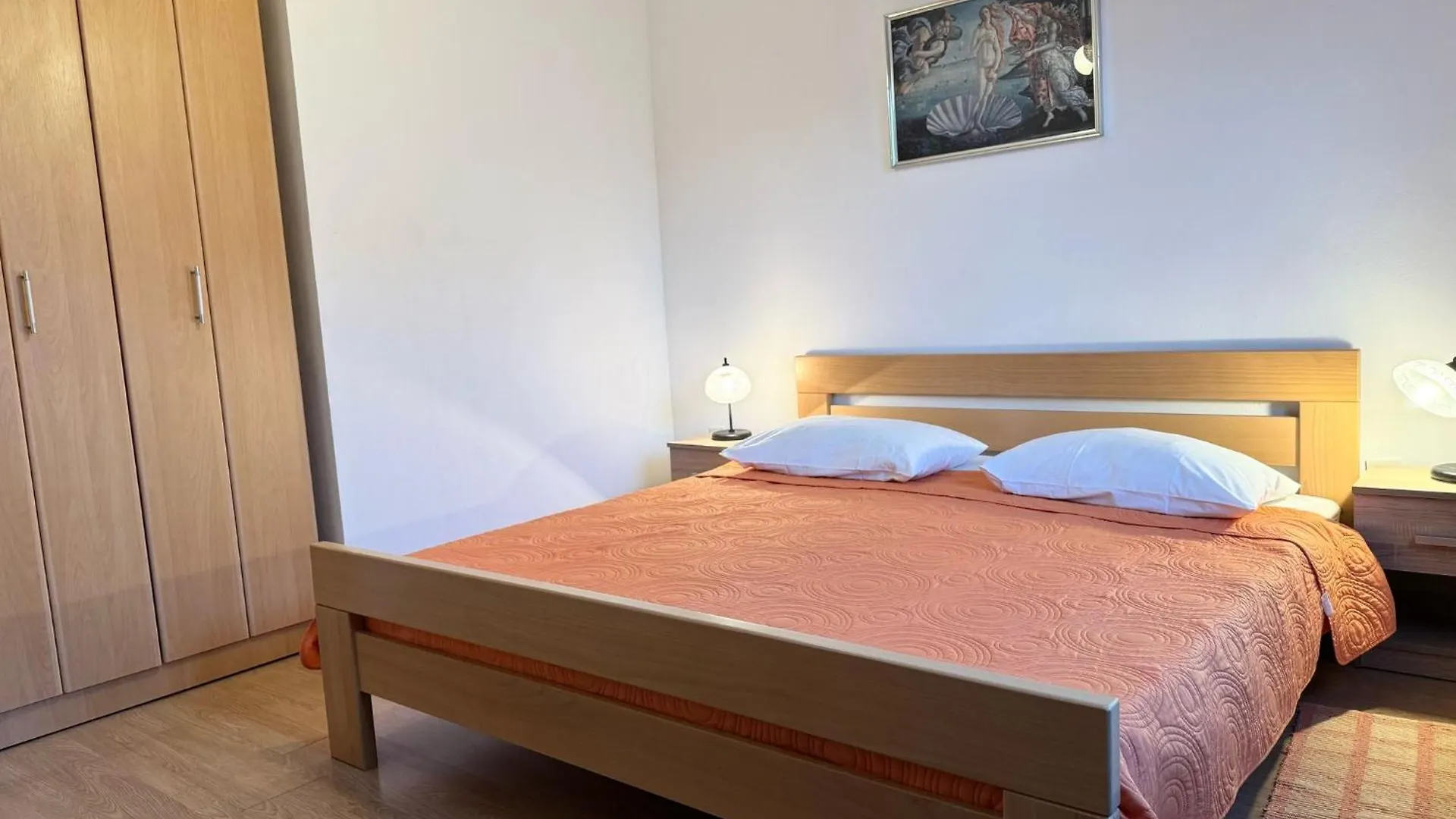 Apartments Nives Poreč 0*,