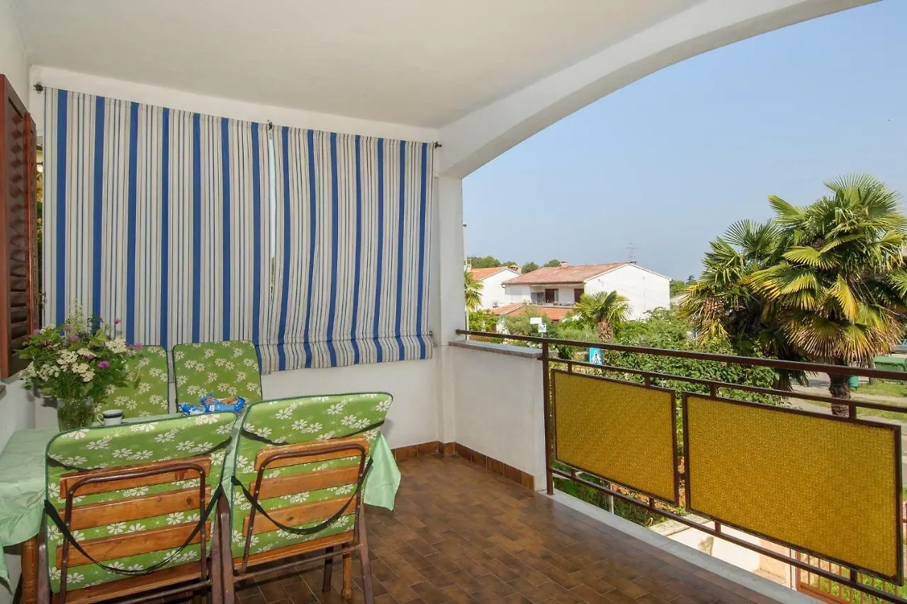 Apartments Nives Poreč 0*,