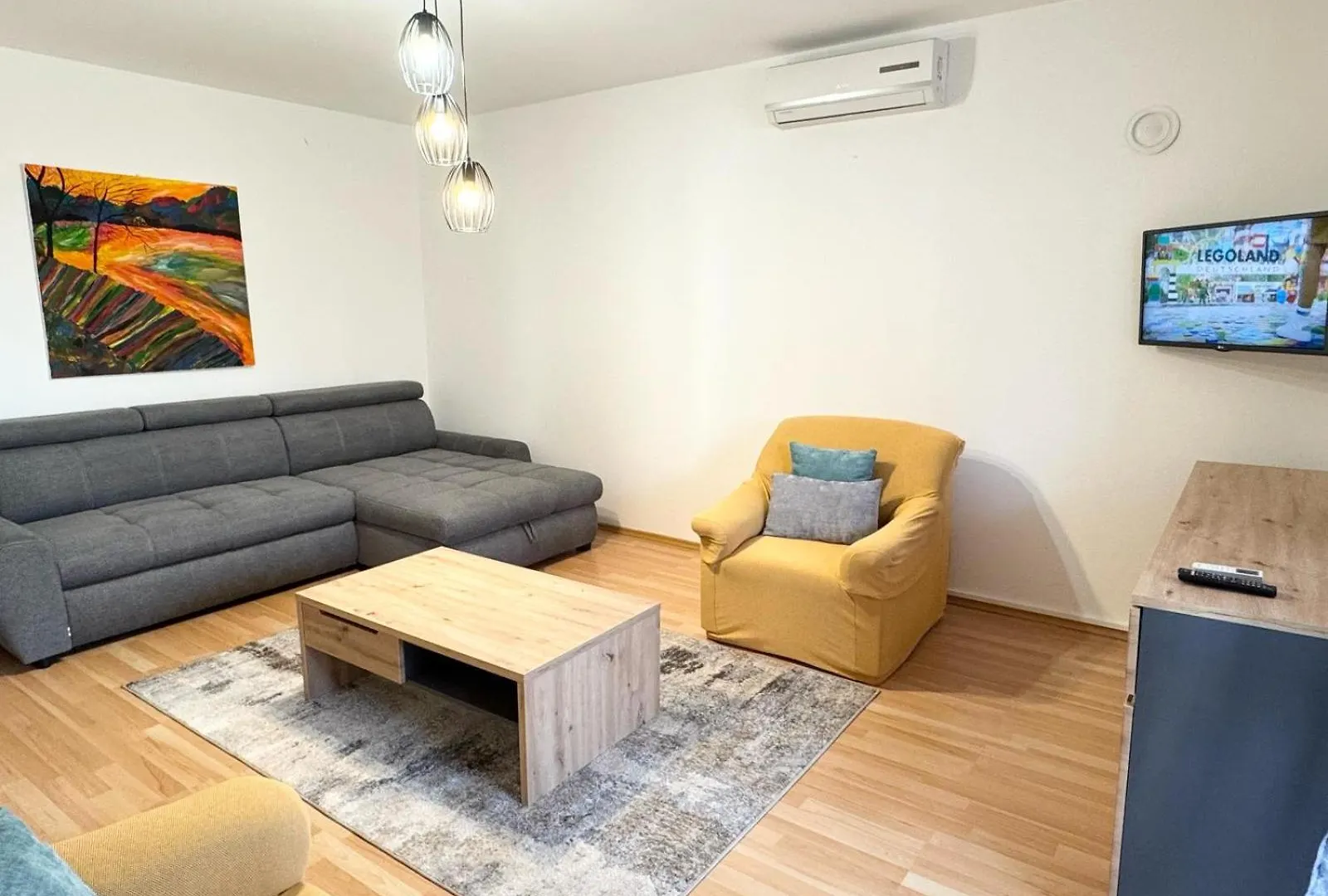 Apartments Nives contacts