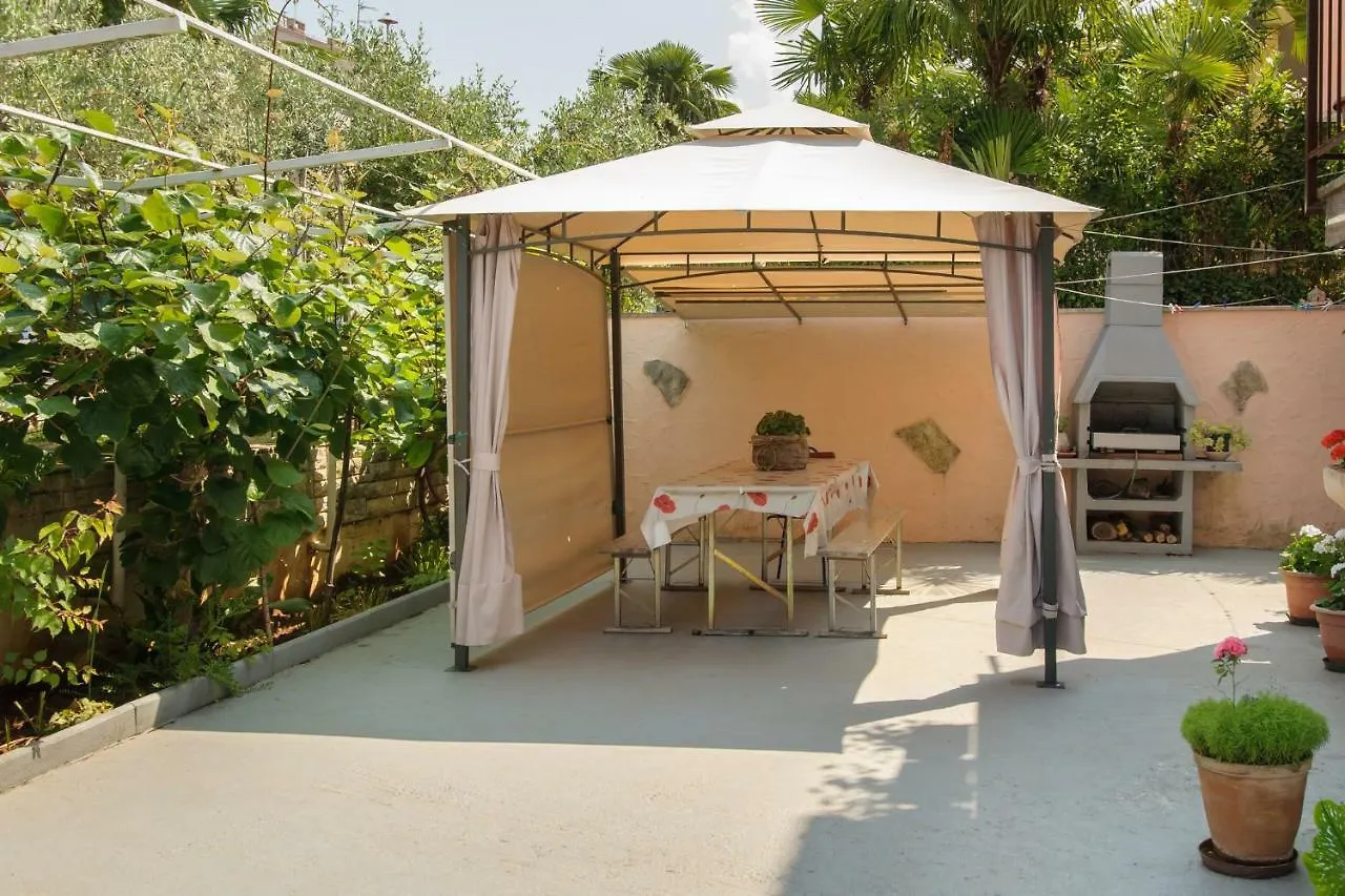 Apartments Nives Porec